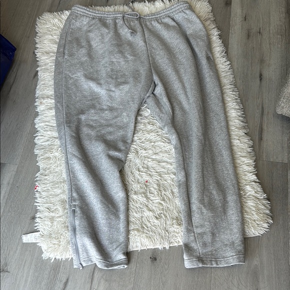 Adidas TREFOIL ESSENTIALS FRENCH TERRY PANTS - Picture 3 of 7